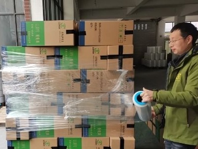 為什麽拉伸膜廠家做的手用拉伸膜會有重量不一的現象呢