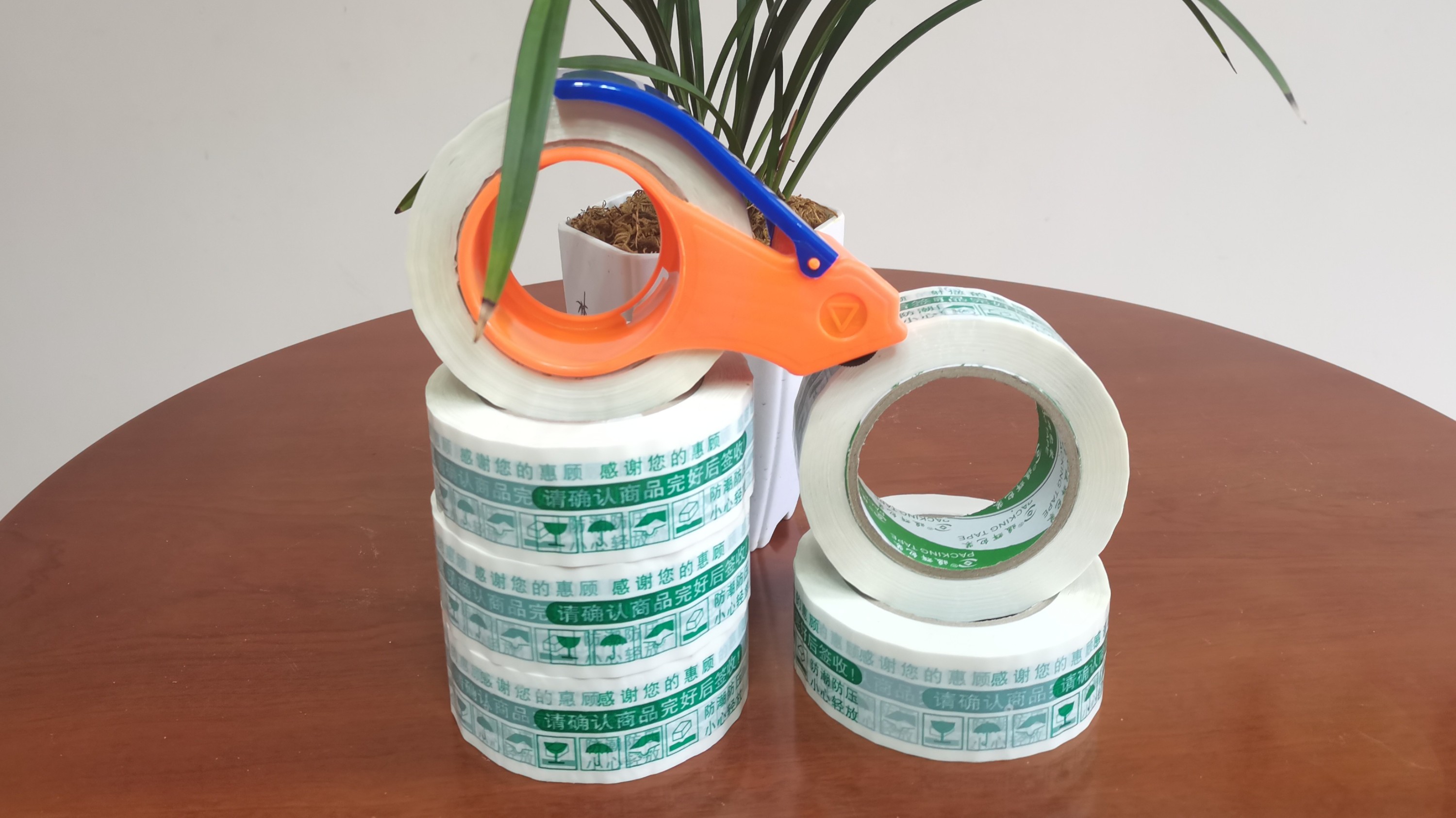 您是不是更願意與有誠信的封口膠生產廠家合作呢